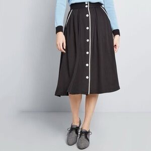 ModCloth Intelligent Involvement Button Front Skirt S
